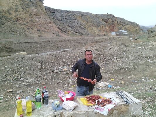  ,   Artur, 42 ,   