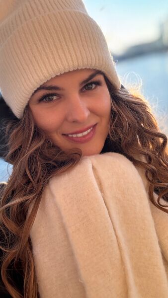  ,   Nina, 36 ,     , c 
