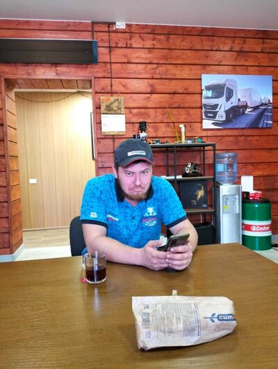  ,   Artyom, 31 ,   ,   , c , 