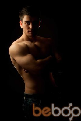  ,   Artem, 39 ,   
