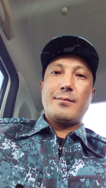  ,   Ruslan, 38 ,   ,   , c 