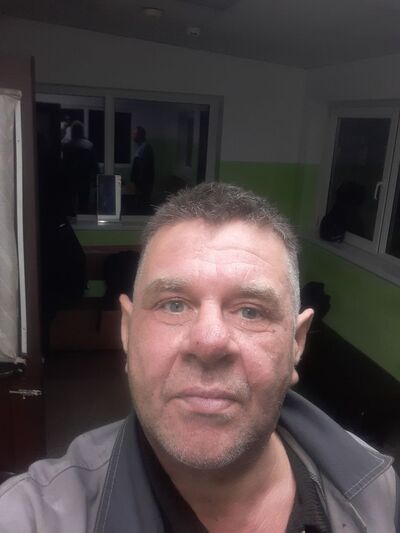  ,   Igor, 52 ,   ,   
