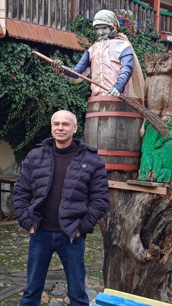  ,   Urii, 52 ,   ,   