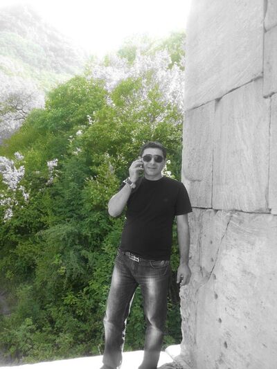  ,   Willi, 47 ,  