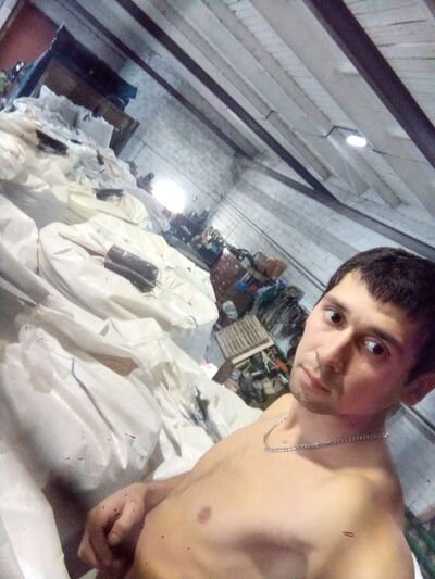  ,   Dimasik, 32 ,   ,   , c 