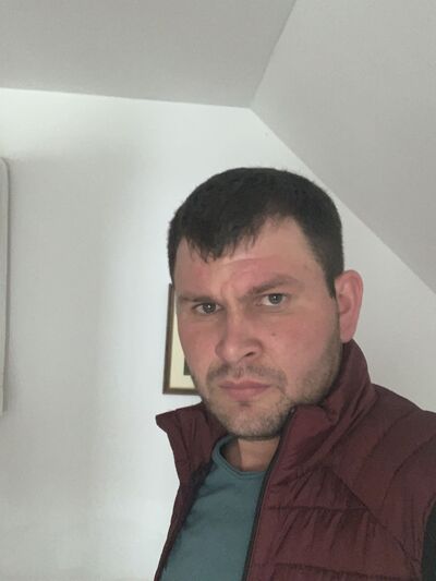  ,   Victor, 35 ,   ,   
