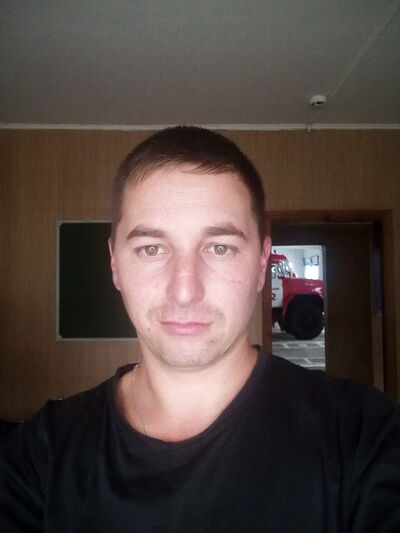  ,   Evgen, 37 ,   