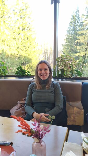  ,   , 44 ,   c 