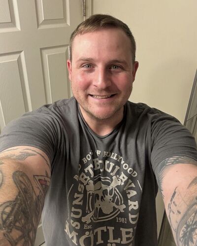  ,   Leonardo, 45 ,   c 