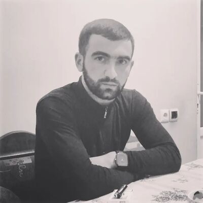  -,   Ash, 28 ,   ,   