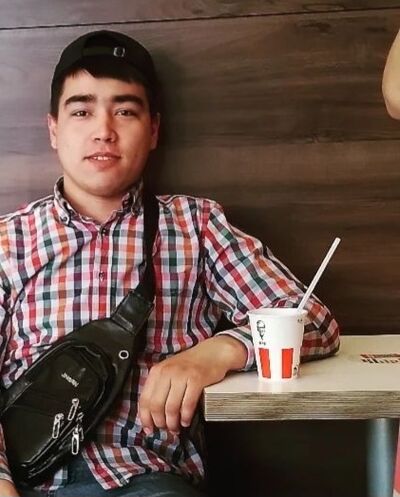  -,   Izzatullo, 26 ,   ,   