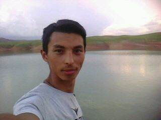  -,   Islam, 32 ,     , c 