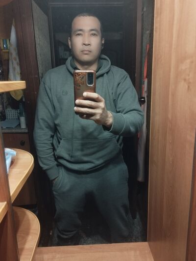  ,   Ermak, 37 ,   ,   
