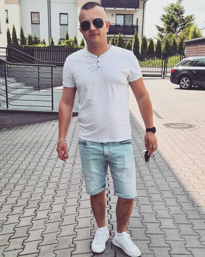  Tczew,   Ivan, 26 ,   ,   