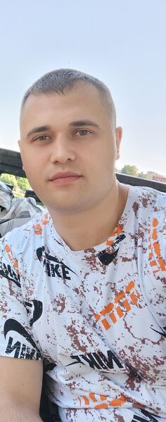  ,   Vladimir, 33 ,   ,   