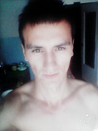  ,   Maga, 33 ,   