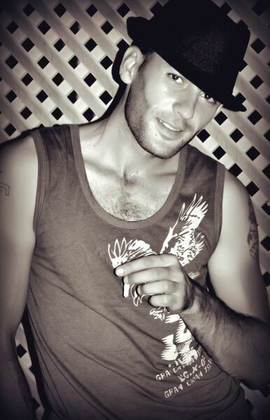  ,   Robert, 34 ,   