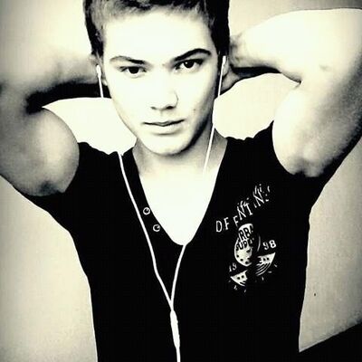  ,   Telegram, 33 ,   