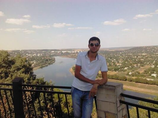  ,   Dmitrii, 39 ,   ,   , c 