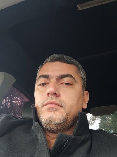  ,   Raul, 40 ,   ,   