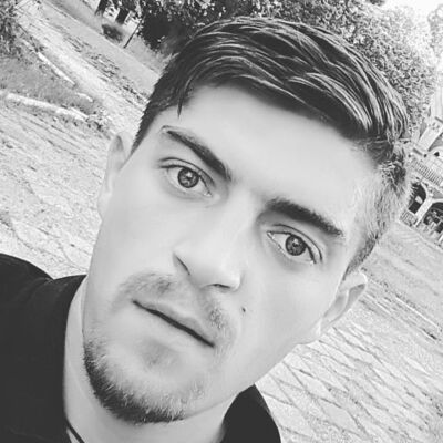 -,   Max, 33 ,   , 