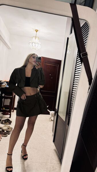  ,   Anna, 37 ,   ,   , 