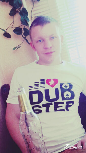  ,   Nikolas, 32 ,   ,   , c 