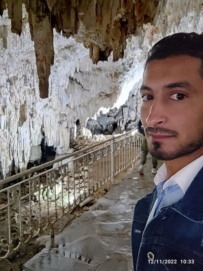  Algiers,   Tahiro, 32 ,   ,   