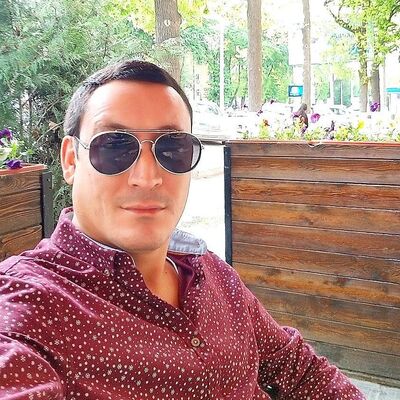  ,   Aziz, 42 ,   ,   , c 