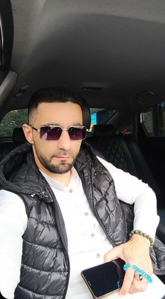 -,   Amir, 37 ,   ,   