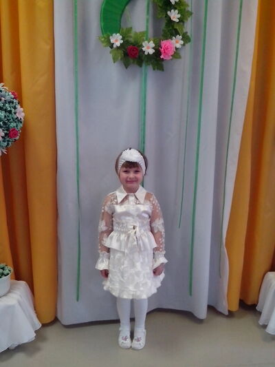   ,   Ulia, 37 ,   ,   , c 