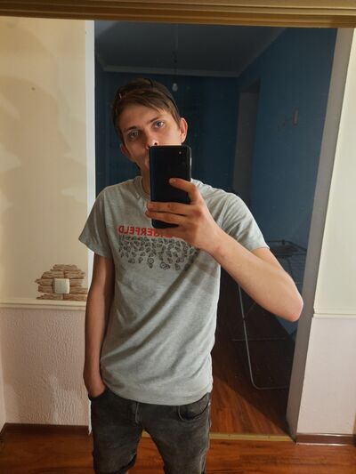  ,   John, 28 ,   ,   