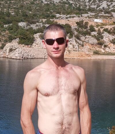  Neratovice,   Ivan, 36 ,   ,   
