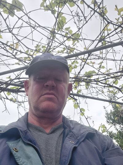  Worms,   Alexander, 57 ,   ,   