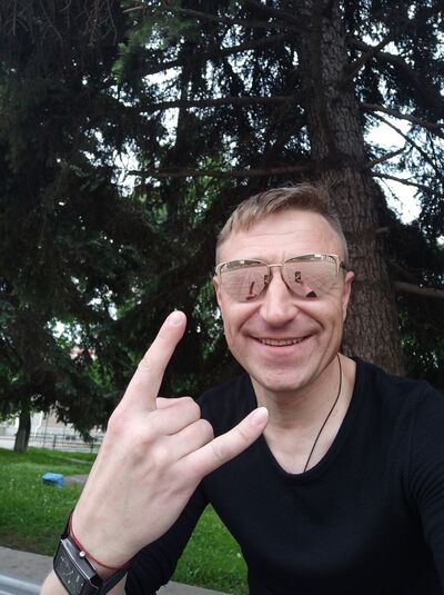  -,   Vladimir, 45 ,  