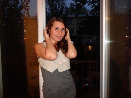 ,   Mari, 33 ,   