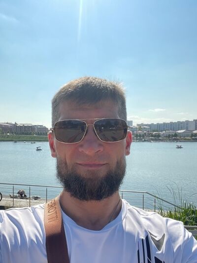  ,   Maksim, 43 ,   ,   , c , 