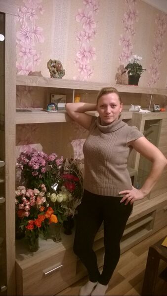  ,   Elvira, 46 ,   