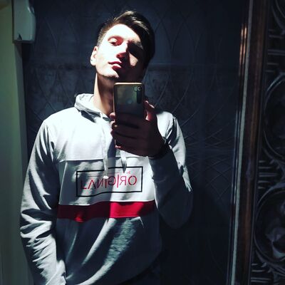  ,   SaRee, 25 ,   ,   , c 