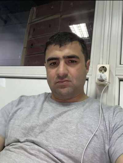  -,   Emil, 32 ,   ,   