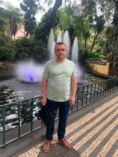  Lisbon,   Viktor, 47 ,   ,   