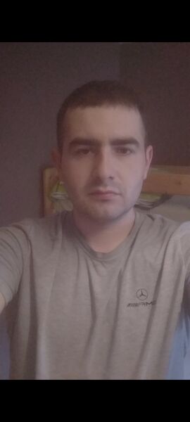  ,   Qwrrty, 33 ,   ,   