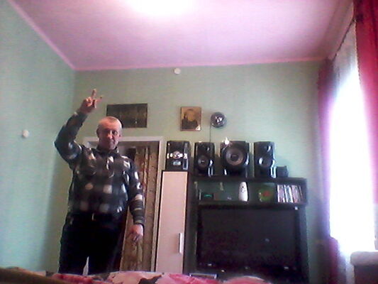  ,   Ieonid, 63 ,   ,   , c , 