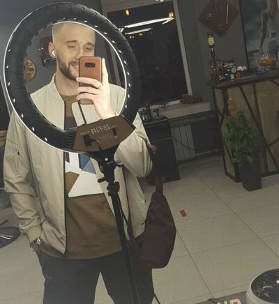  --,   , 32 ,   c 