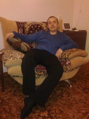  ,   Sergei, 49 ,   ,   , c 