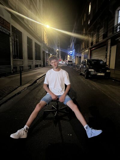  ,   Timurka, 18 ,   ,   