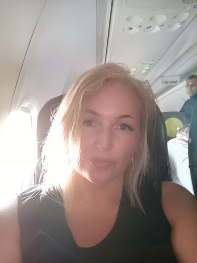  ,   Olga, 44 ,   c 