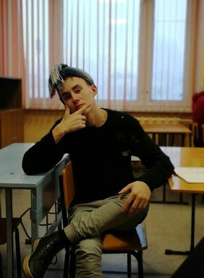 14559393  Nick, 25 ,    