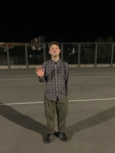  ,   Sasha, 24 ,   ,   