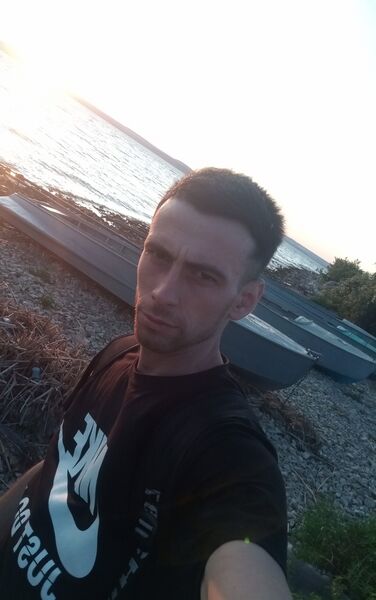 ,   Fernando, 34 ,   